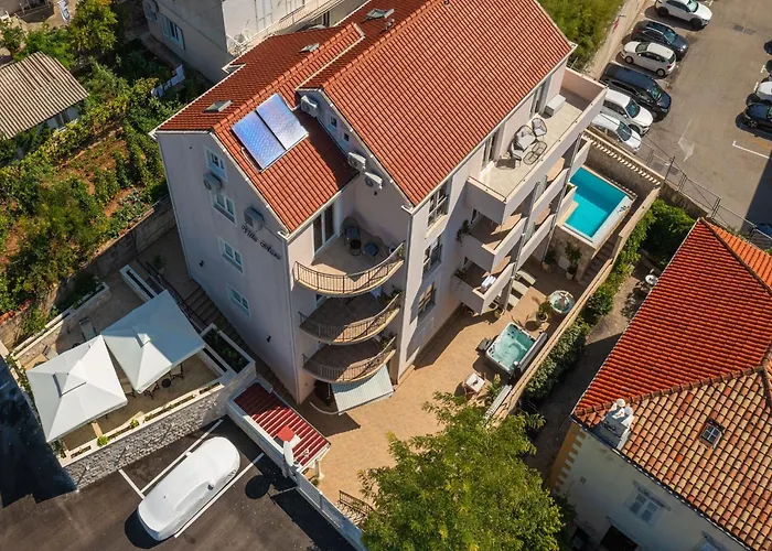 아파트 Aura - Comfort 5 With Shared Swimming Pool