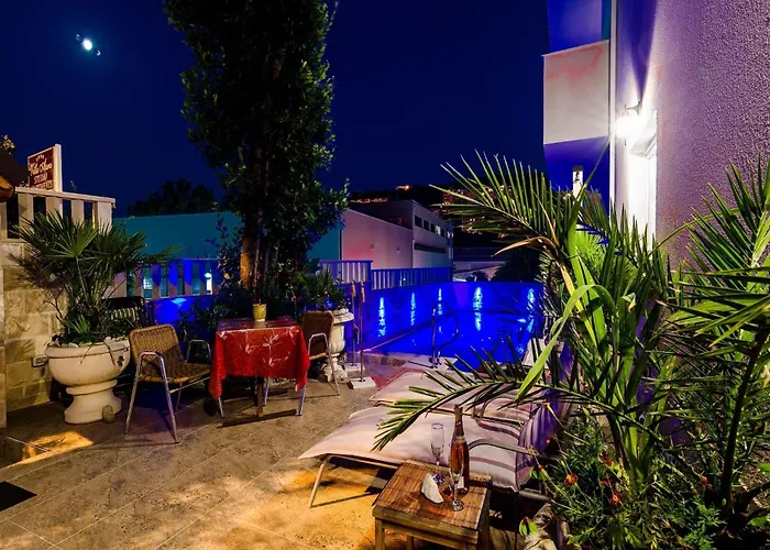 Aura - Comfort 5 With Shared Swimming Pool 아파트 두브로브니크