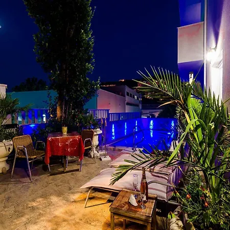 Aura - Comfort 5 With Shared Swimming Pool 아파트 두브로브니크